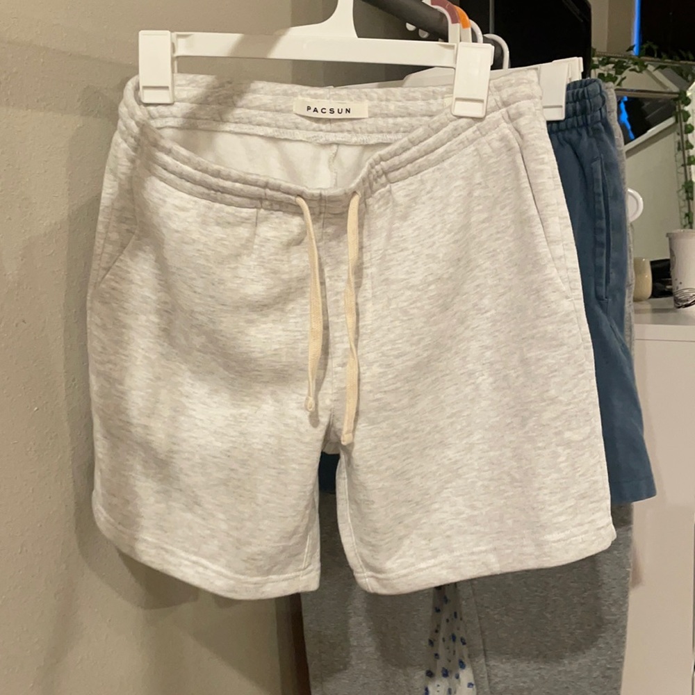 Men’s PacSun grey shorts